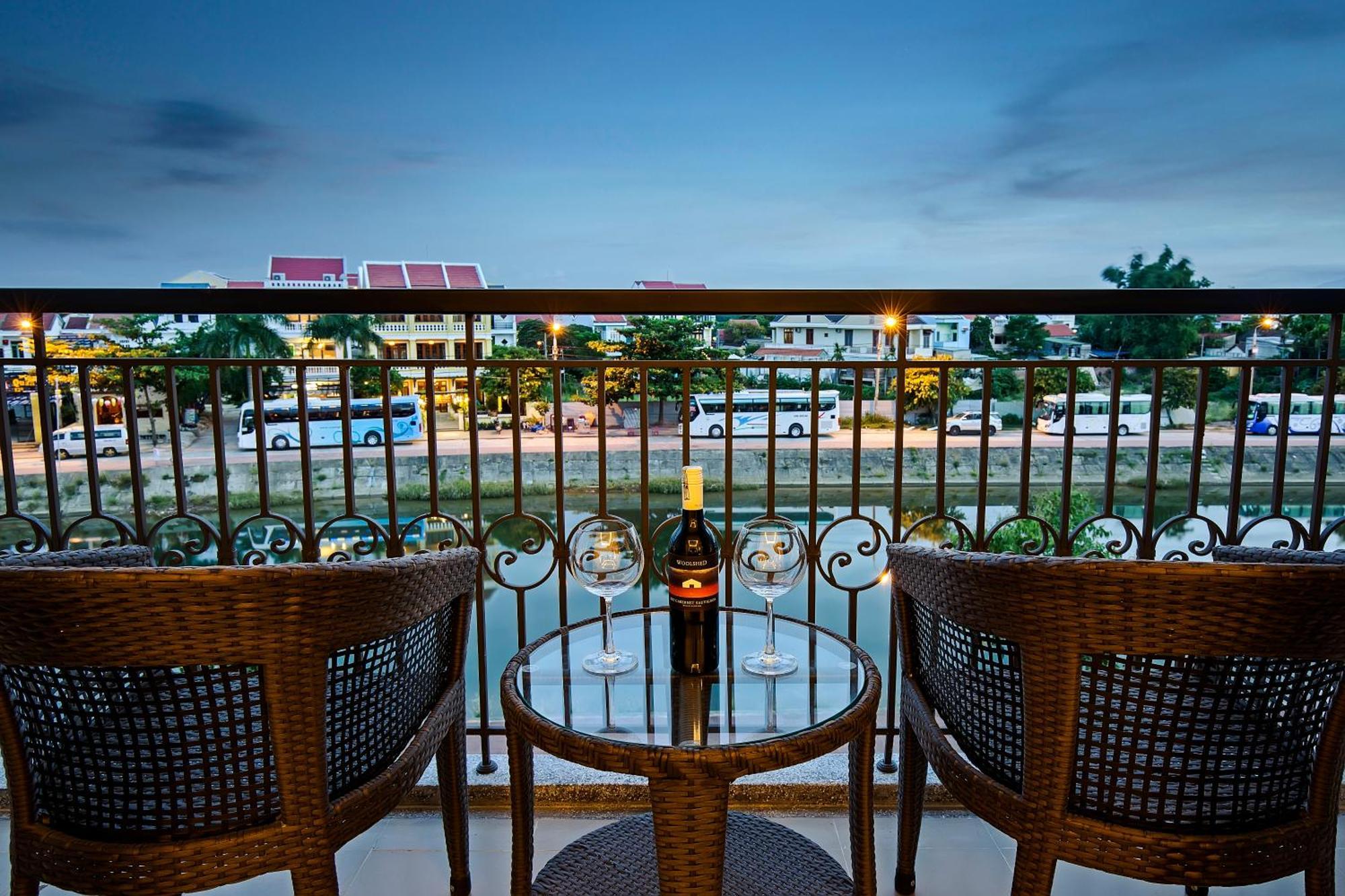 Laluna Hoi An Riverside Hotel & Spa Exterior foto